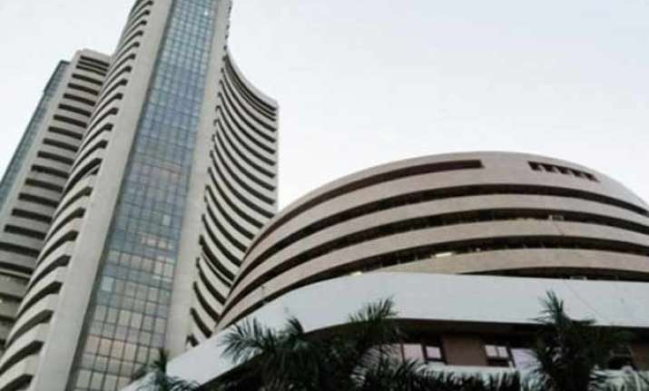 sensex sheds 93 pts on derivatives expiry weak asian cues