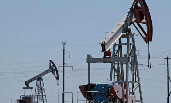 world bank slashes oil price forecast to 37 a barrel