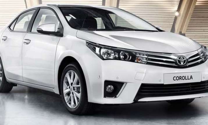 toyota recalls cars in japan china for air bags