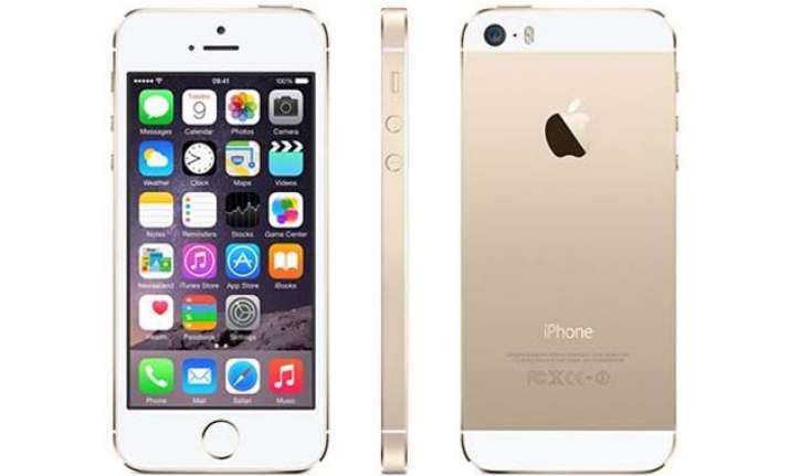 chinese firm busted for mass producing fake iphones