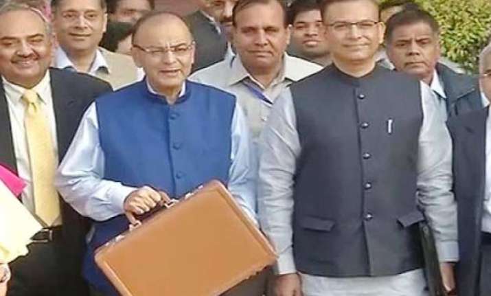 budget 2015 jaitley says indian economy fastest growing in