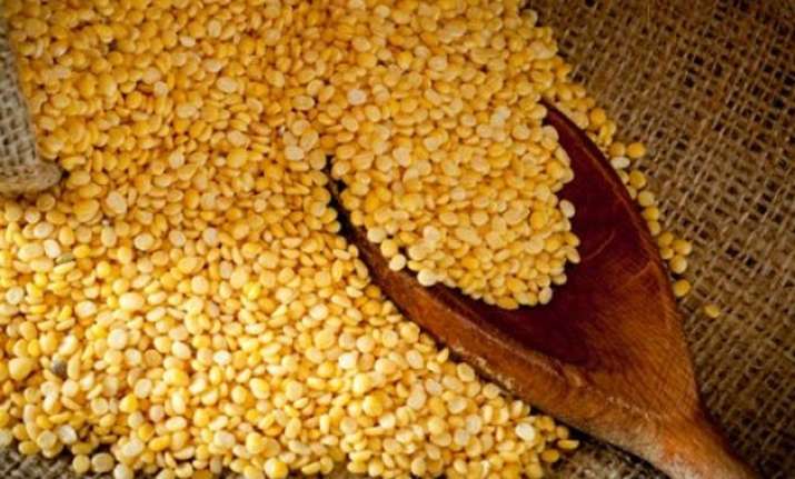 pulses prices start easing as 82 000 tons seized from