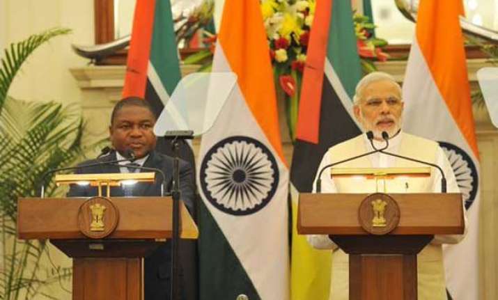 mozambique president meets pm modi seeks greater indian