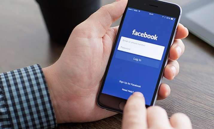 facebook launches instant articles to iphone users