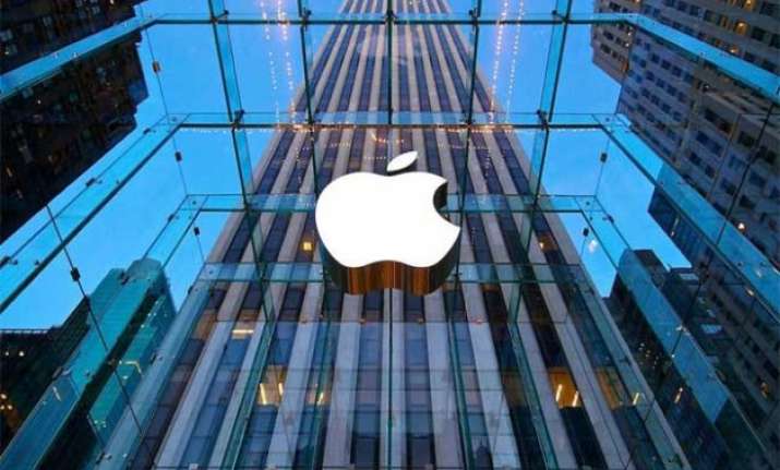 apple to set up tech development centre in hyderabad