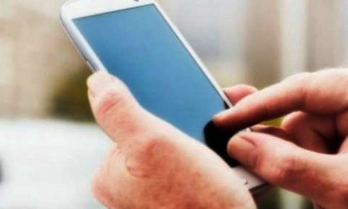 dot extends mobile number portability deadline for telecos