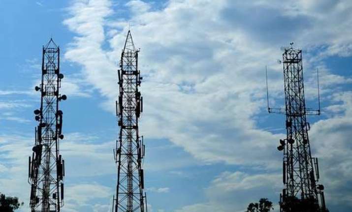 spectrum auction sees bids of rs 94 000 crore at end of day