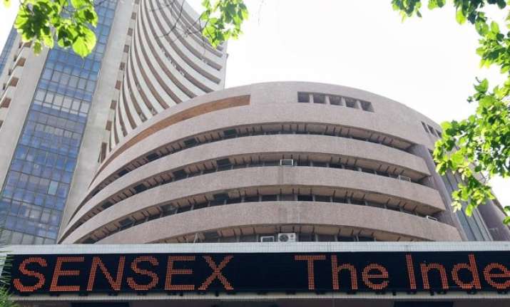 sensex soars 325 points in early trade on global cues