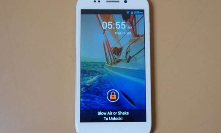 Top 10 Smartphones With Screen Size 5 Inch And Under Rs 15 Top 10 Smartphones With Screen Size 5 Inch And Under Rs 15
