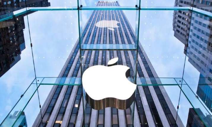 apple defends resistance to iphone assistance to us