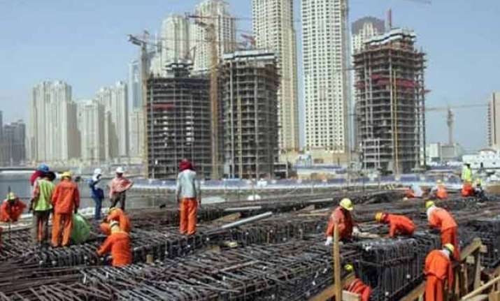 india to grow at 7.8 in 2015 16 surpass china adb