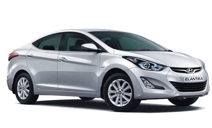 hyundai launches 2015 elantra starting at rs 14.13 lakh