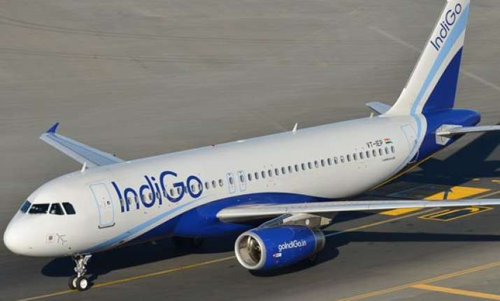 77 per cent air passengers hooked to smart watches glasses