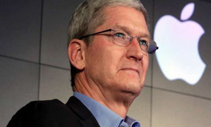 apple ceo tim cook slams us government for seeking backdoor