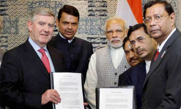 maharashtra sign three mous worth rs 21 crore on first day