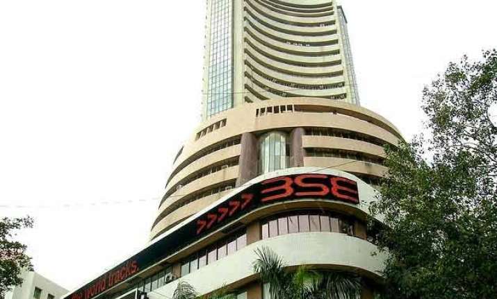 sensex sheds 42 points in early trade