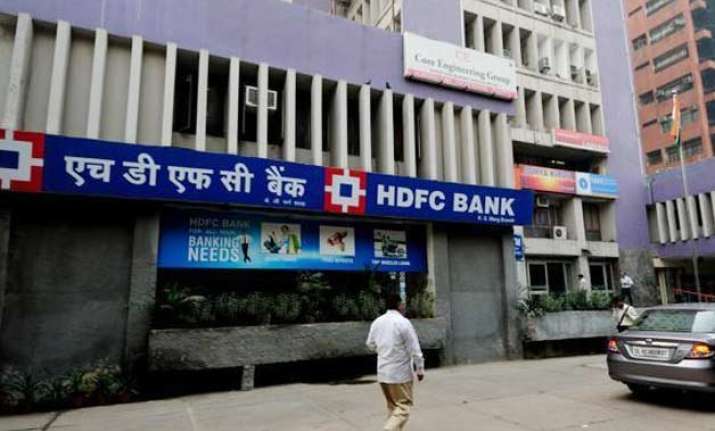hdfc bank net up in first quarter