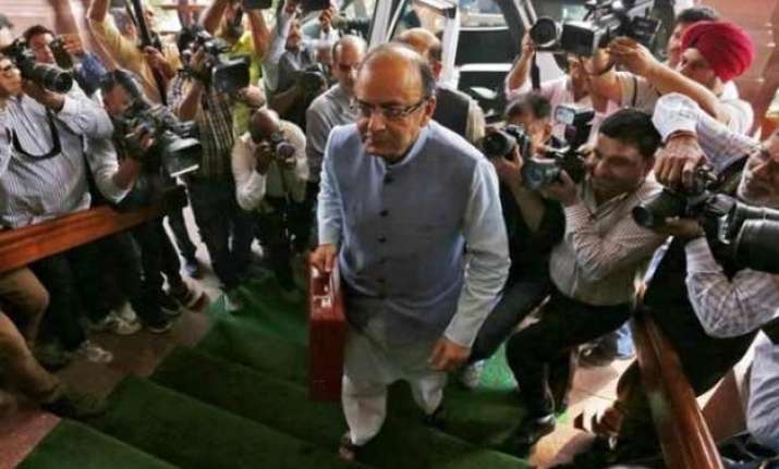 budget 2016 draws bouquets from industry brickbats from