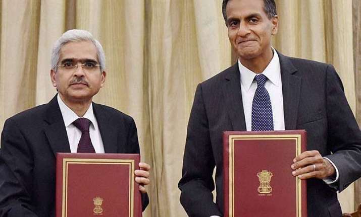 india us sign fatca to fight tax evasion