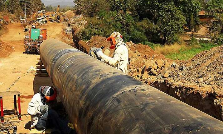 india offers export of gas to pakistan
