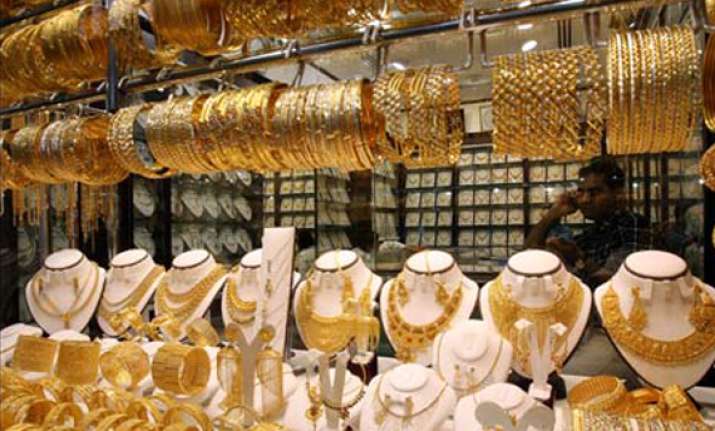 indian households hold over 950 billion of gold macquarie