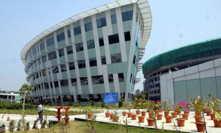 infosys inducts three members in top decision making body