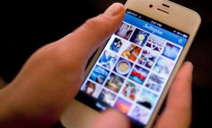 instagram says fixing bug that hides users photos