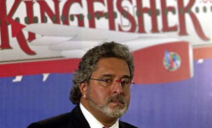 kingfisher airlines q3 net loss widens to rs 444 cr
