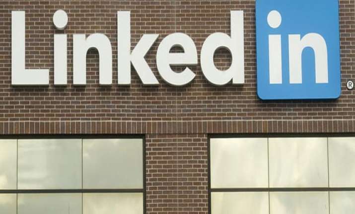 linkedin hits 300 mn milestone 50 traffic to come from