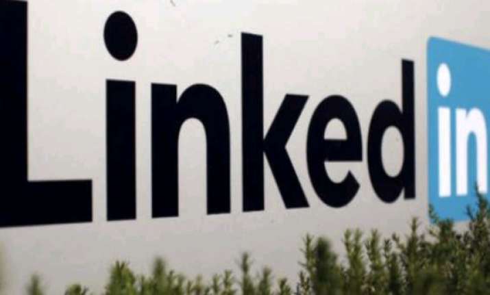 linkedin posts q1 loss as execs focus on long term