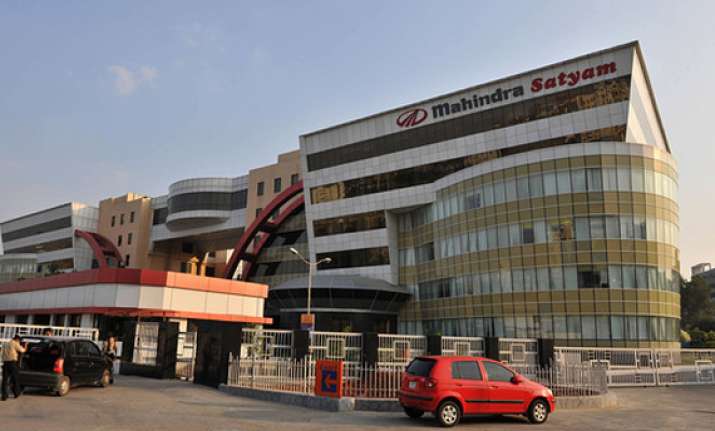 mahindra satyam claims rs 275 crore damages from previous