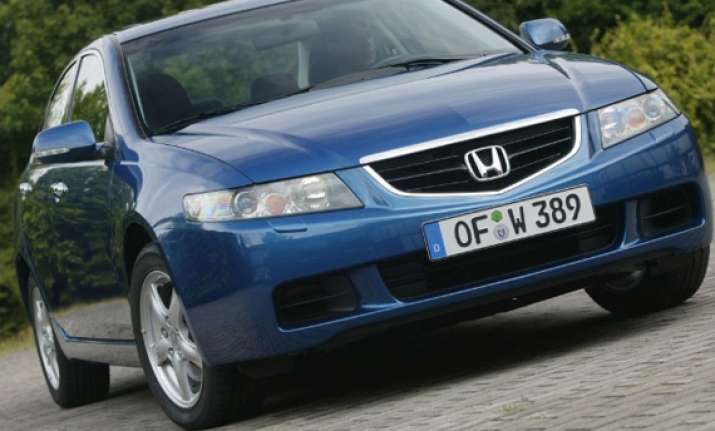 maruti sx4 honda civic toyota altis exempted from 30 excise