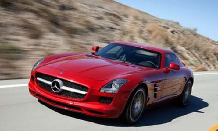 mercedes benz to launch sls amg roadster