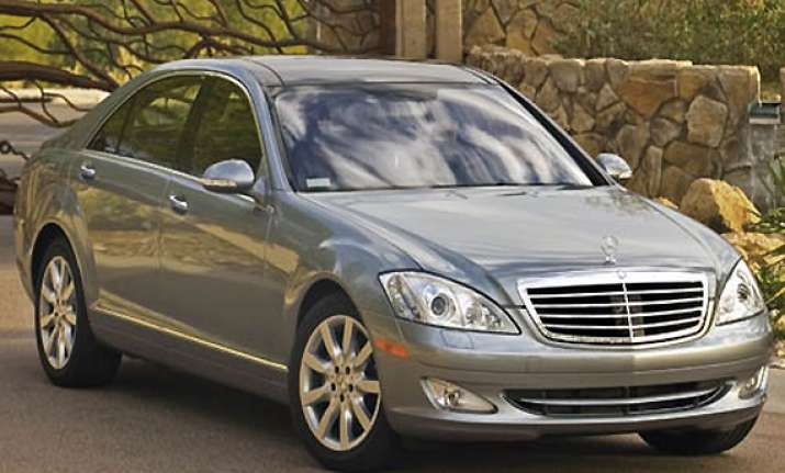 mercedes surpasses last year sales figure in 9 months