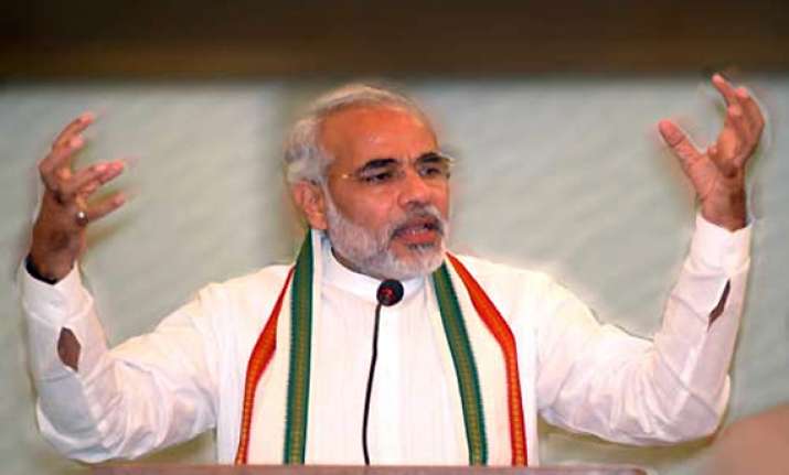 modi welcomes maruti s decision to set up plant in gujarat