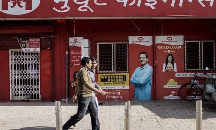 muthoot-finance-may-turn-2000-gold-loan-outlets-into-bank-branches