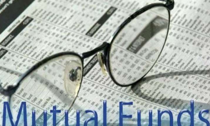 mutual funds garner rs 1.5 lakh crore in may highest in 3
