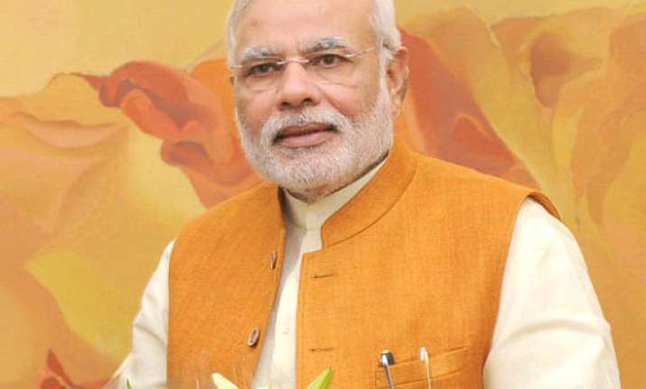 narendra modi launches jan dhan yojana record 1.5 cr bank