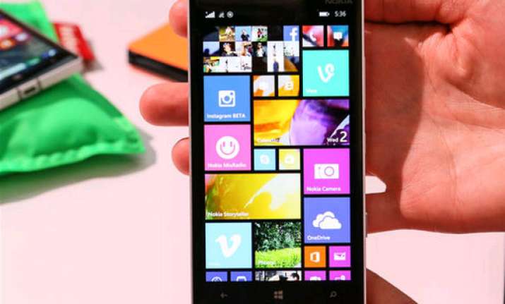 nokia lumia 930 in pictures