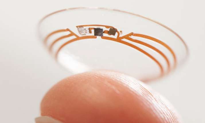 novartis throws weight behind google s smart contact lens