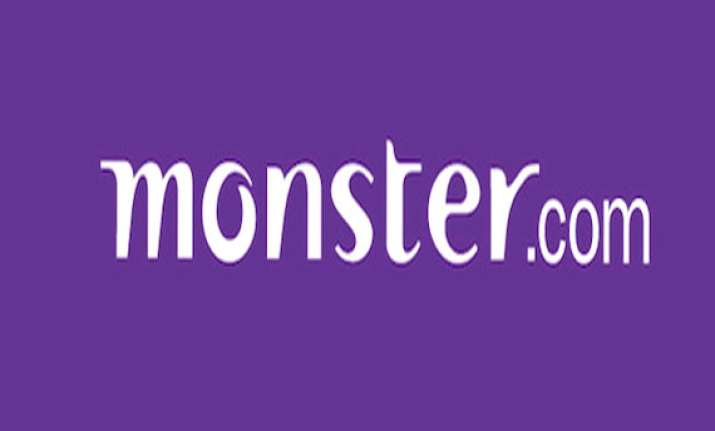online hiring rises 19 in may survey