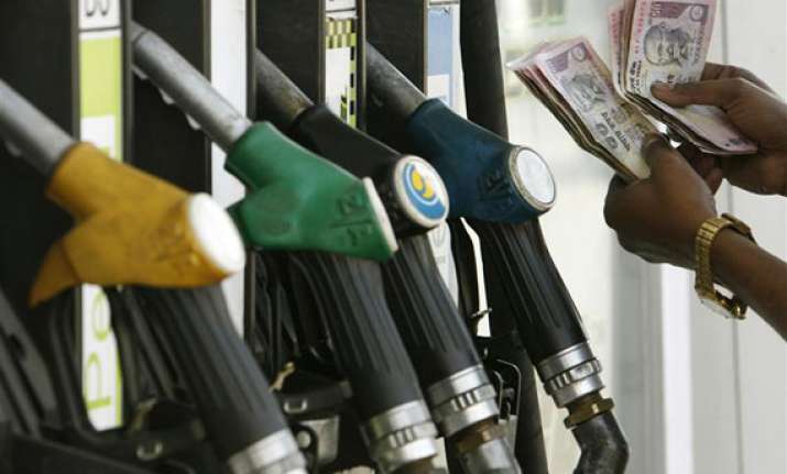 petrol pumps to offer 50 p/litre discount to voters on apr