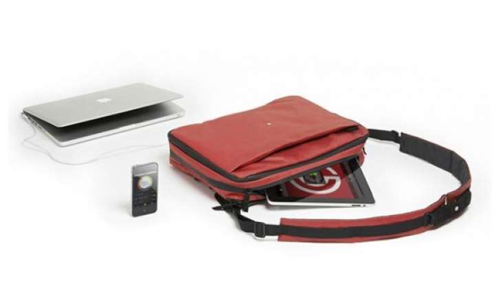 phorce smart bag charges your gadgets on the go