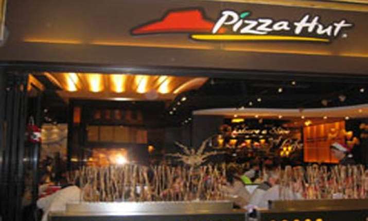 pizza hut to serve wine in all its outlets mulls expansion