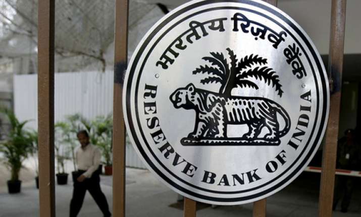 rbi tells banks to charge sms alert fee as per usage