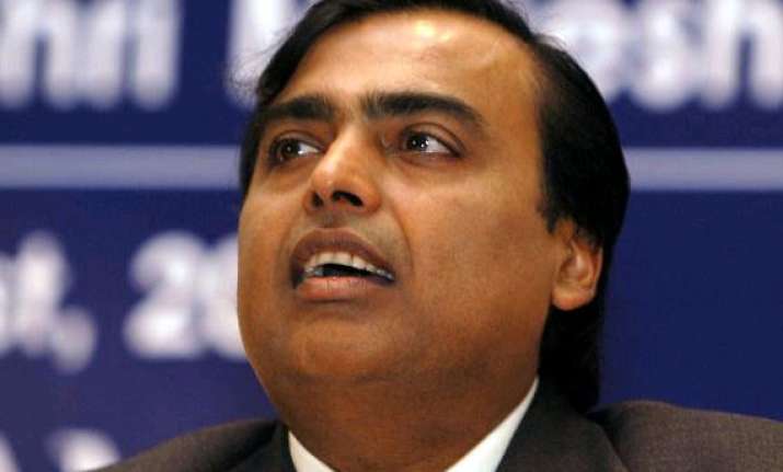 reliance industries sees net profit of rs.21 984 crore in