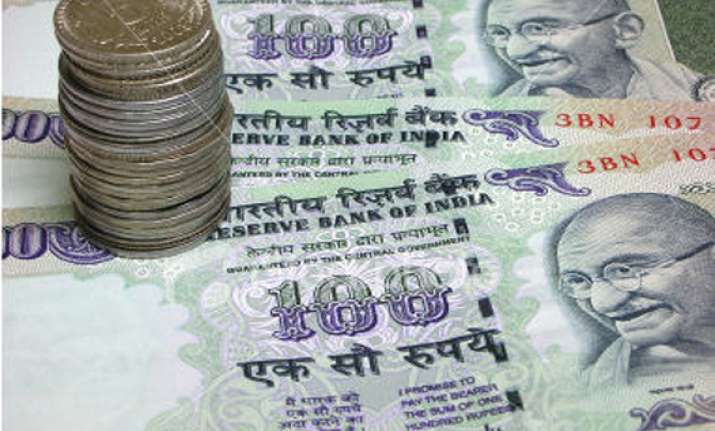 rupee gains 26 paise to close at 3 week high level