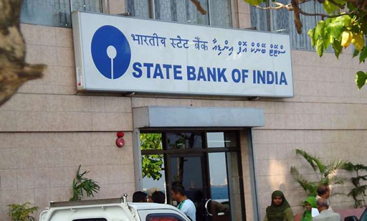 sbi cuts fixed deposit rates by up to 1 per cent