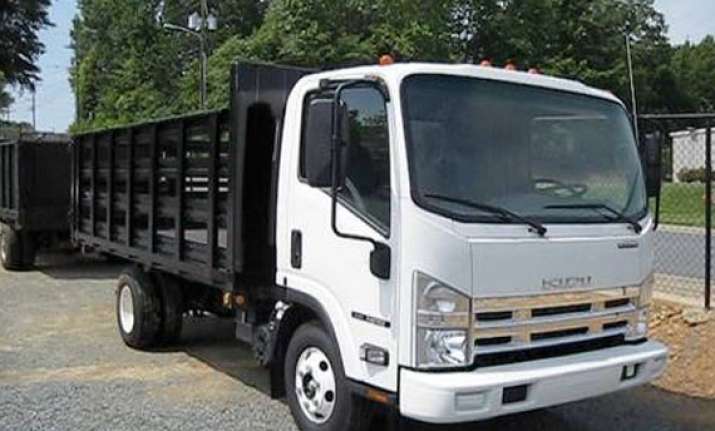 sml isuzu inks vehicle finance pact with sbi