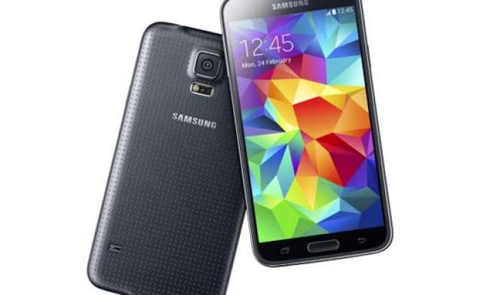 samsung galaxy s5 wins praise for its new anti theft